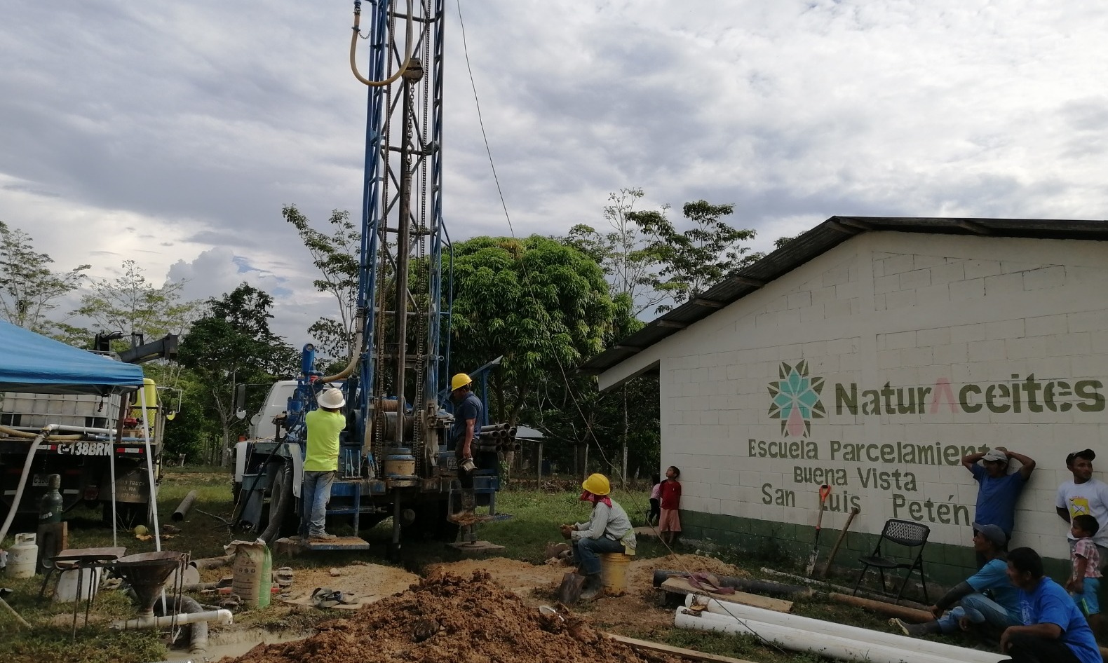 Agua y Comunidad: La Gestión Responsable de NaturAceites en Guatemala