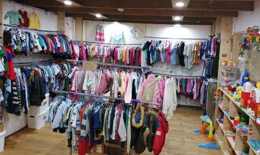 Loica, ropa de niños con modalidad de trueque en Puerto Varas