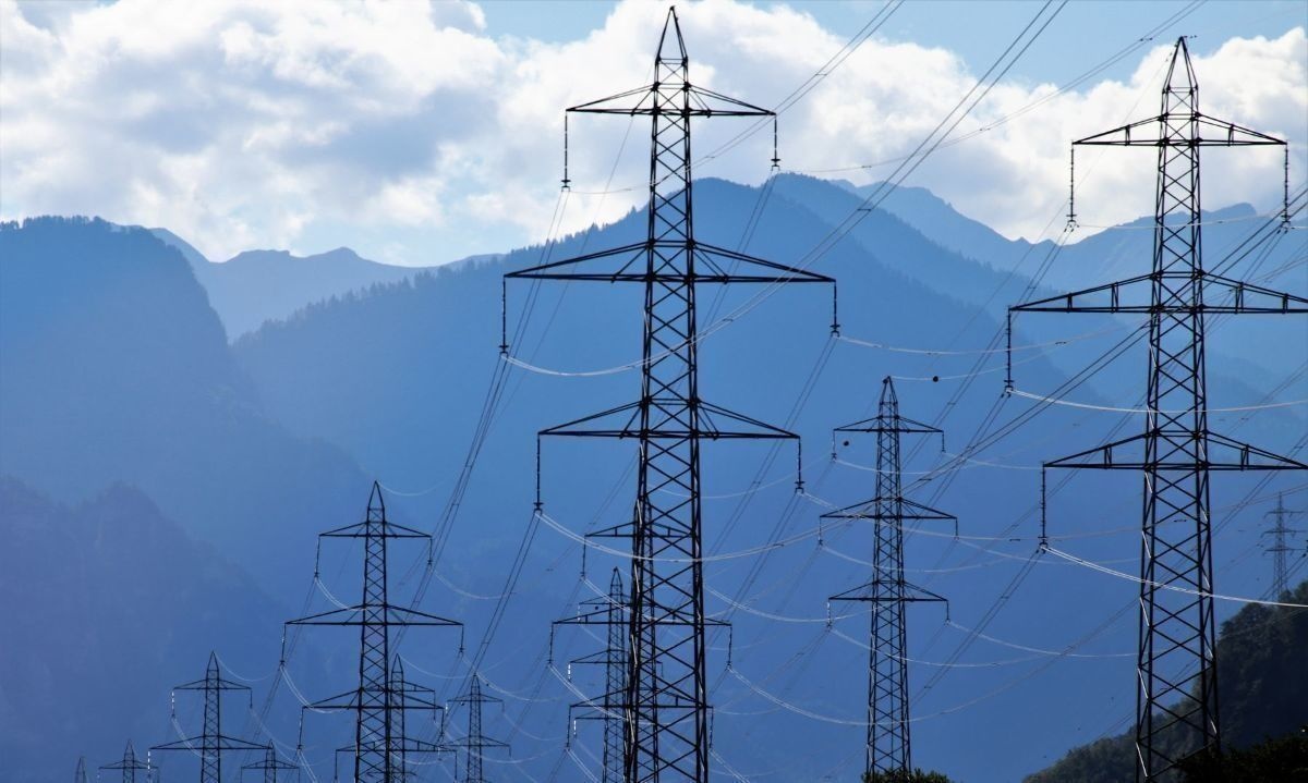Vecinos de Chiloé llaman a rechazar informe de evaluación ambiental de mega proyecto eléctrico 